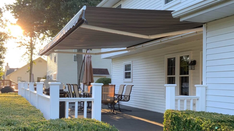 Stylish and Functional Front Porch Shade Solutions for Any Home