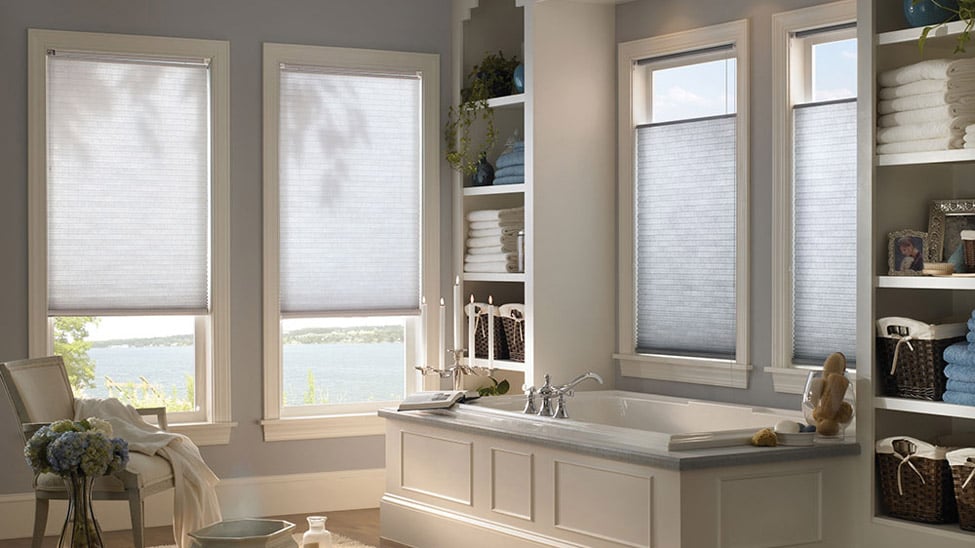 Get These Top Blinds and Shades for Your Bathrooms