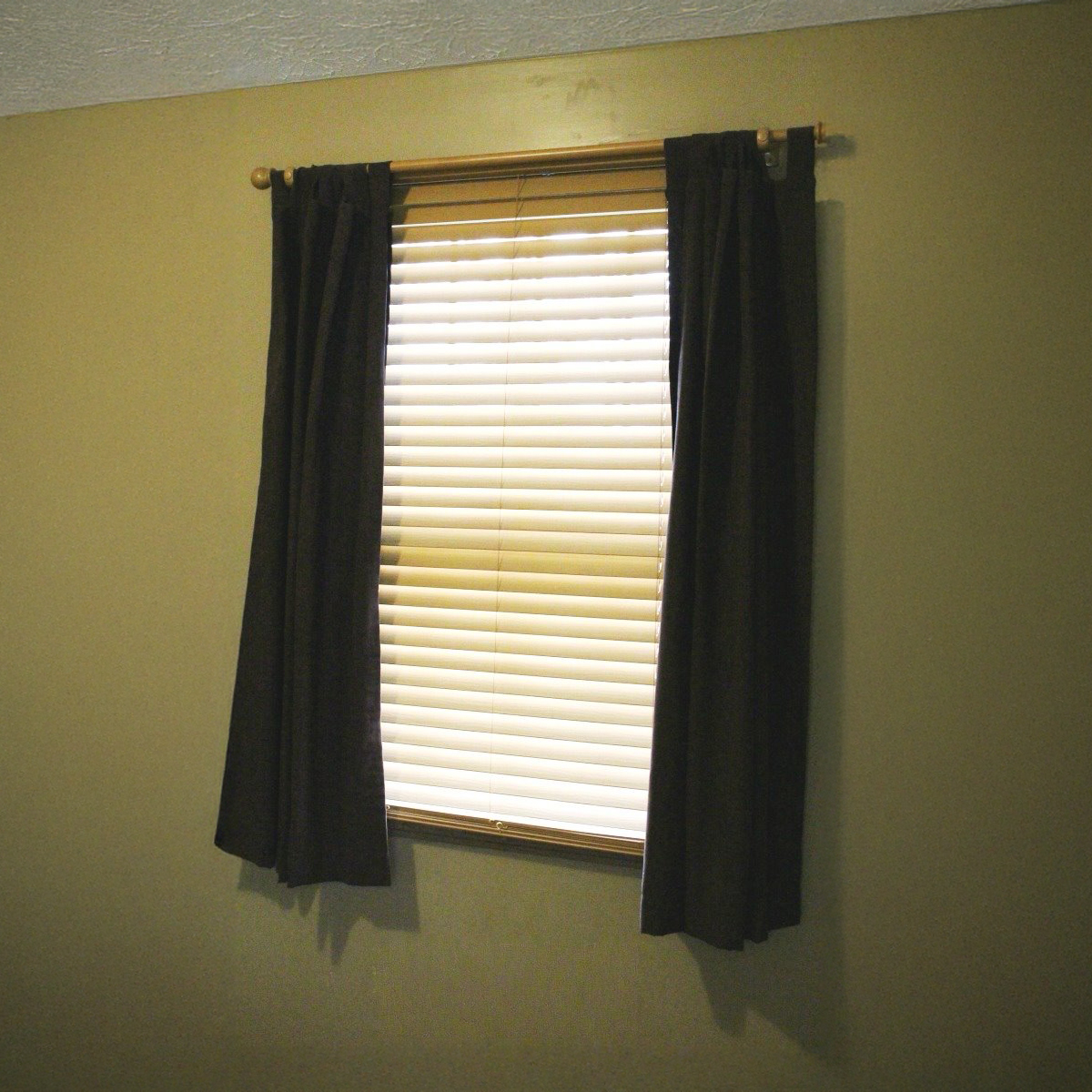 Master Bedroom before transformation