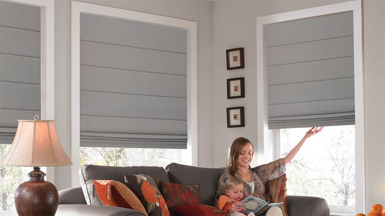 Roman shades with cordless lift operation