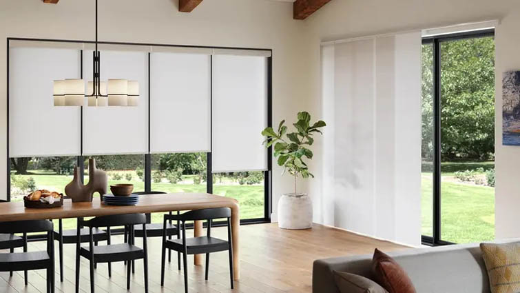 Sliding panel blinds for sliding door