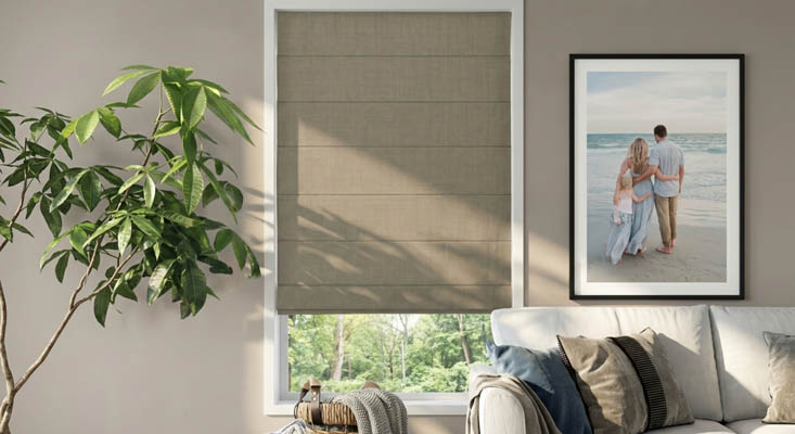 Earth-toned roman shade