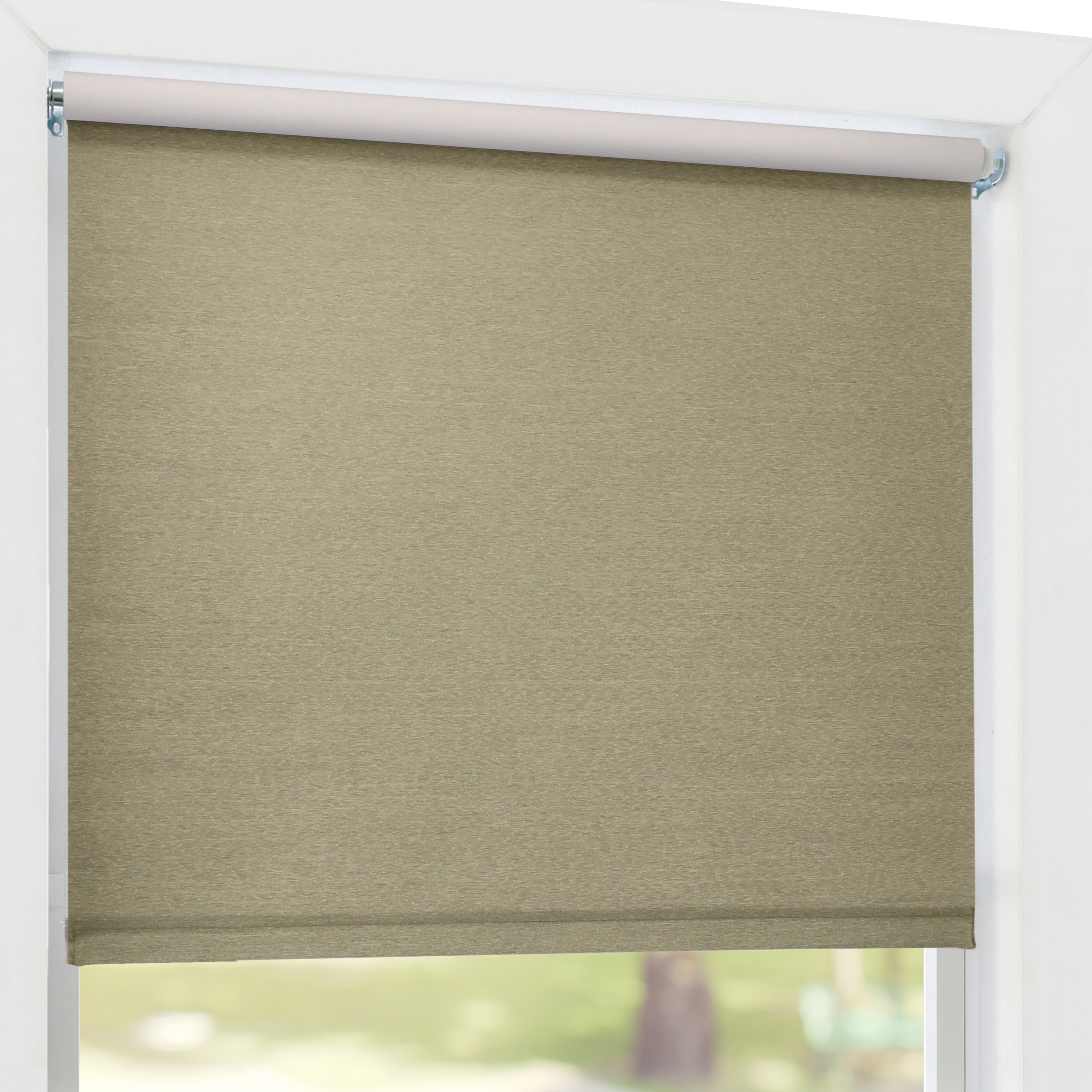 Deluxe Room Darkening Shades – Enhance Comfort & Order Now!